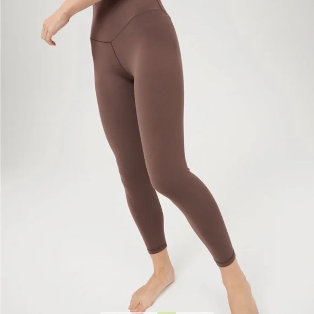 Offline by Aerie Real Me High Waisted 7/8 crossover Legging